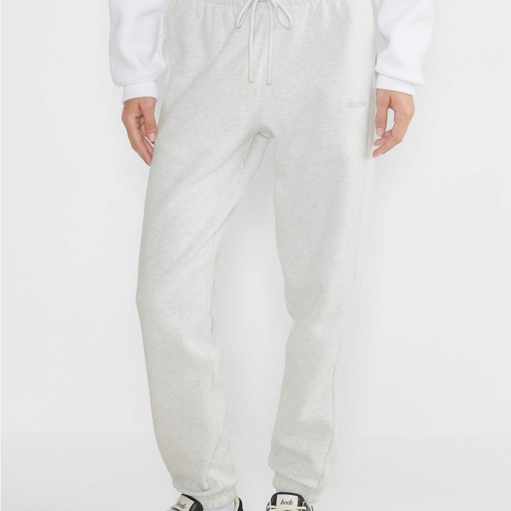 Aritzia Cozy Sweatfleece Sweatpants Boyfriend Fit